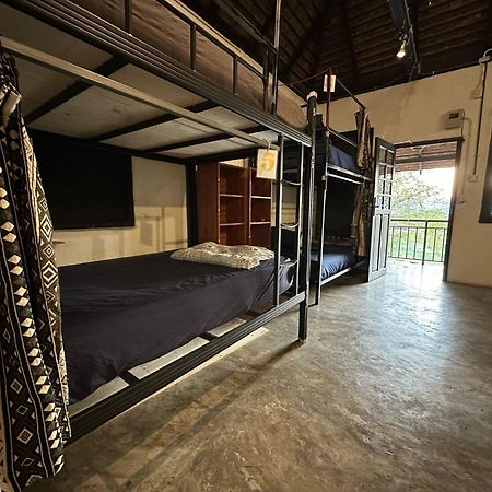 Atlas Valley (Adults Only) Pai Luaran gambar