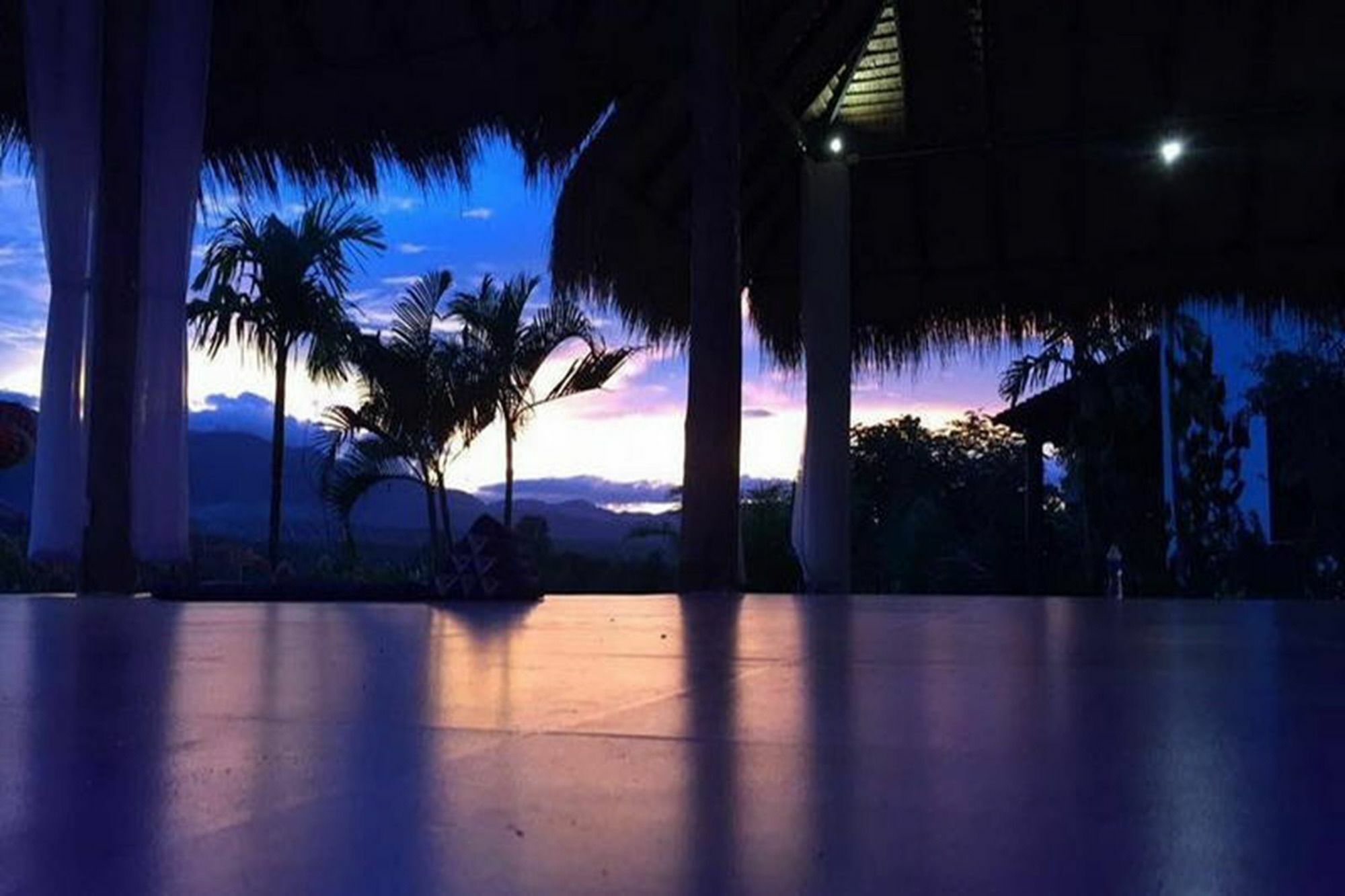 Atlas Valley (Adults Only) Pai Luaran gambar